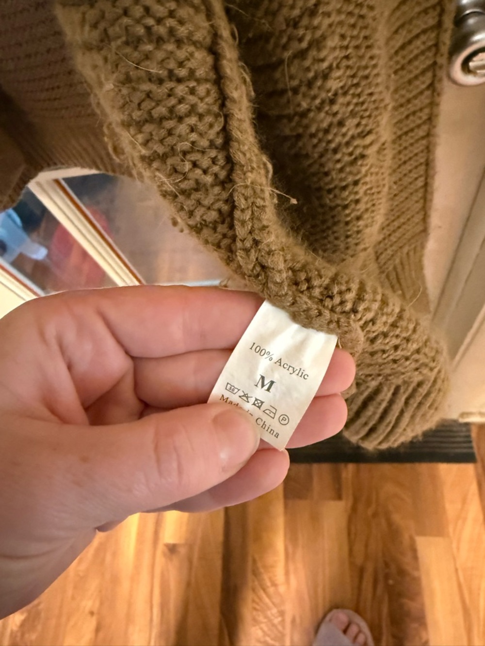 Oversized Open-Front Cable Knit Women’s Sweater Cardigan - Olive - Picture 4 of 8
